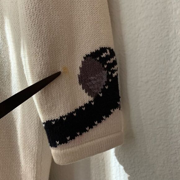 Vintage Camera Cardigan - Picture 14 of 14